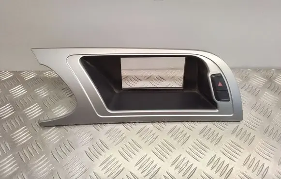 Audi A5 8T 8F Radio/GPS head unit trim 8K1857186D