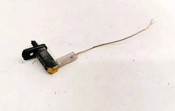 Audi A4 S4 B5 8D Front door sensor 8d0947561