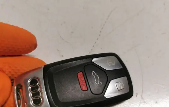 Audi Q5 SQ5 Ignition key/card 
