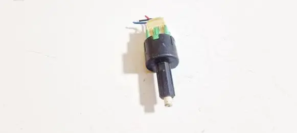 Peugeot 4007 Brake pedal sensor switch