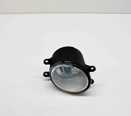 Toyota Prius (XW30) Front fog light 89210656