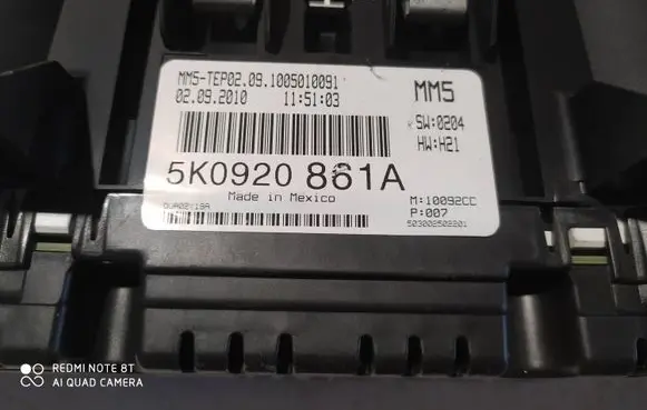Volkswagen Golf VI Speedometer (instrument cluster) 5K0920861A 1005010091