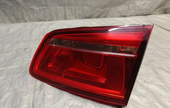 Volkswagen Golf VII Tailgate rear/tail lights 510945094K