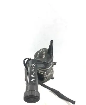 Peugeot 308 Power steering pump 9684979180