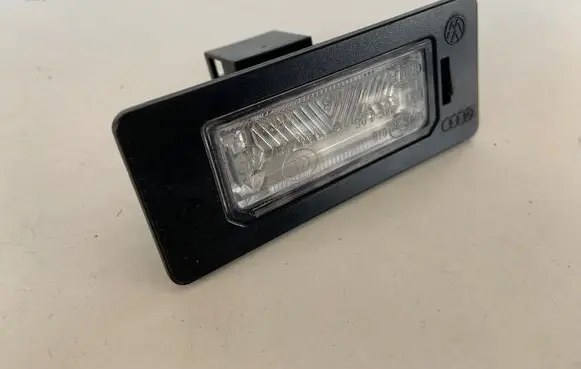 Audi A4 S4 B8 8K Number plate light 8T0943021