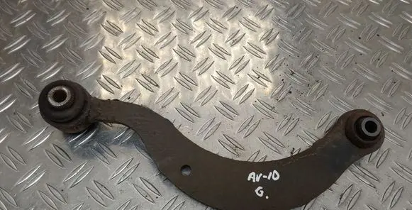 Toyota Avensis T270 Rear control arm