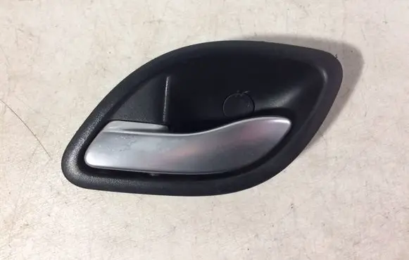 Renault Laguna II Rear door interior handle 98007201 8200000723