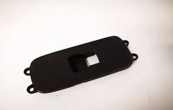 Volvo C30 Front door window switch trim 65841