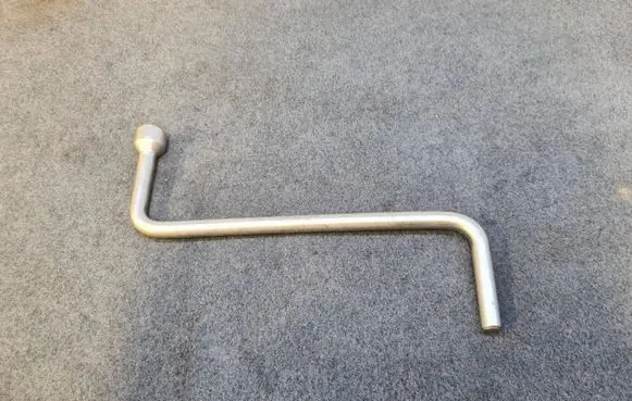 BMW X5 E53 Wheel nut wrench 1095831