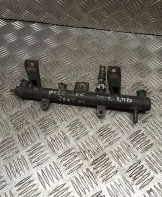 Peugeot 206 Fuel main line pipe 9628982980D