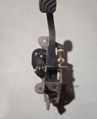 Clutch pedal