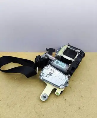 Mercedes-Benz E C207 W207 Front seatbelt A2078604185 040969