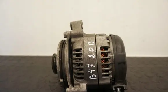 BMW 1 F40 Generator/alternator 8627124