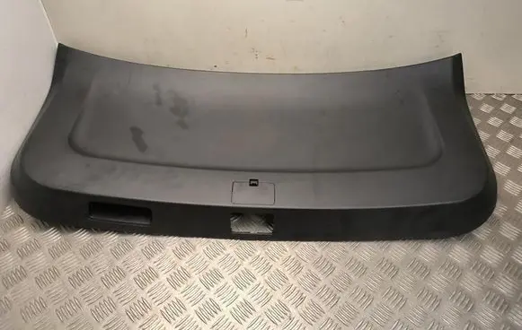 MG MG4 ev Tailgate/boot lid cover trim EH32435001