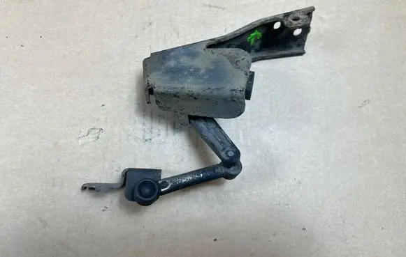 KIA Optima Rear air suspension level height sensor 921922T000