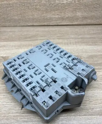 Fiat Punto (188) Fuse module 46760247