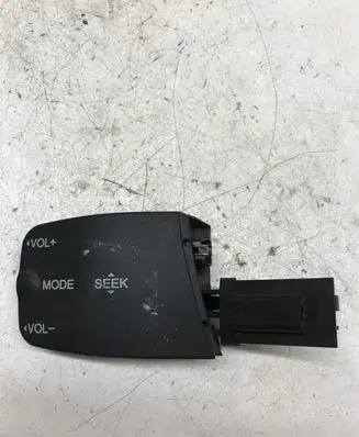 Ford Focus Multifunctional control switch/knob DX1AA