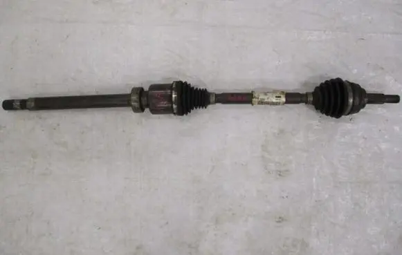 Renault Captur Front driveshaft 391005624R 39 10 05 62 4R