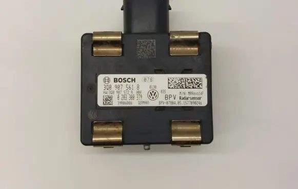 Volkswagen PASSAT B8 Distronic sensor radar 3Q0907561B