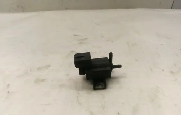 Valve vacuum