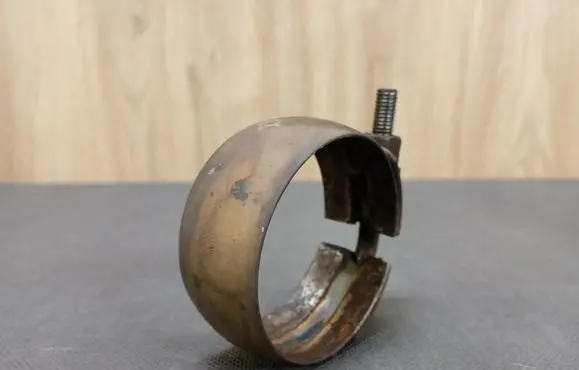 Mercedes-Benz C W204 Muffler pipe connector clamp 2024900541 A2024900541