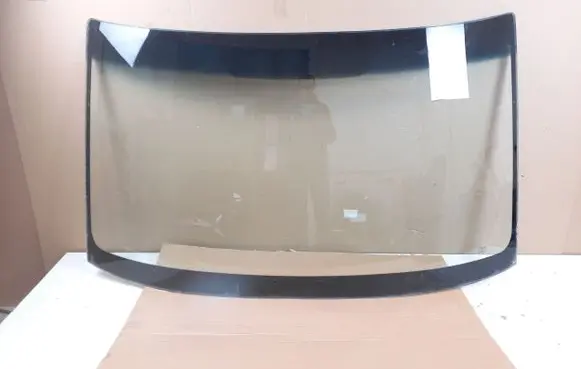 Volkswagen Crafter Front windscreen/windshield window 