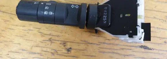 Nissan Qashqai+2 Indicator stalk 0422SN