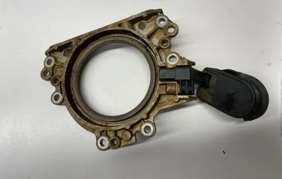 Volkswagen Jetta VII other engine part 04E103173F
