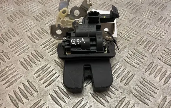 Audi Q5 SQ5 Tailgate/trunk/boot lock/catch/latch 8R0827505