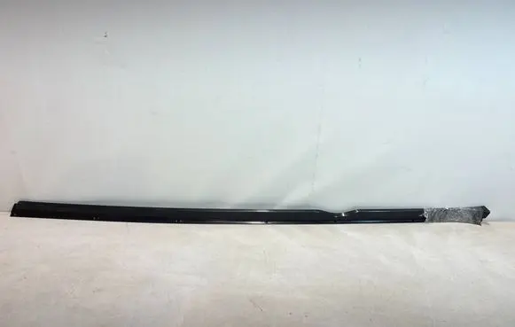 Tesla Model S Sill 101221700G