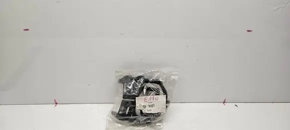 Citroen DS3 Fog light bracket 9687536180 9687570980
