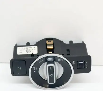 Mercedes-Benz A W176 Light switch 10091532 A2129050651