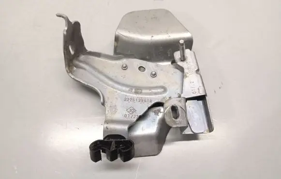 Renault Arkana Other engine bay part 227612561R