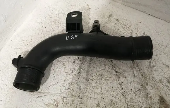 Toyota Corolla Verso AR10 Intercooler hose/pipe 173620R011