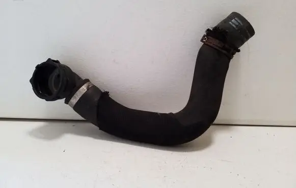 Audi A6 S6 C6 4F Engine coolant pipe/hose