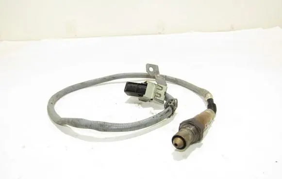 Mercedes-Benz E W212 Lambda probe sensor 0075425118