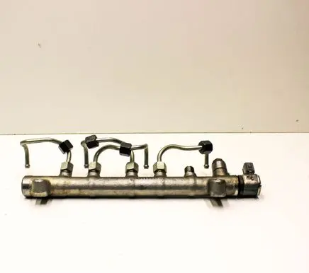 Fuel main line pipe
