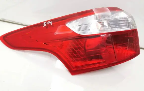 Ford Focus Rear/tail lights BM5113405H BM5113405G 94835506