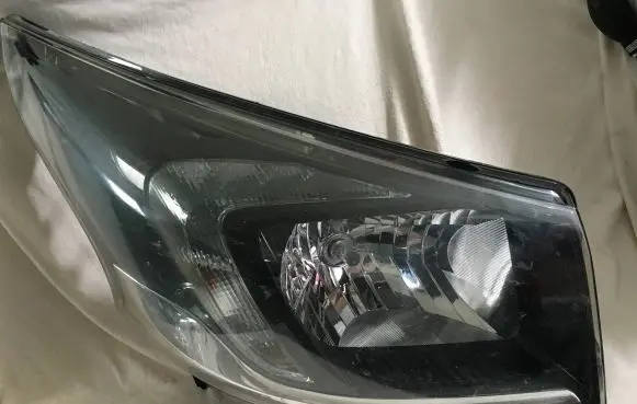 Renault Trafic III (X82) Headlight/headlamp 260100146R 93461901 1EE01156516