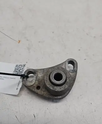 Volvo S80 Engine mount bracket 9203967
