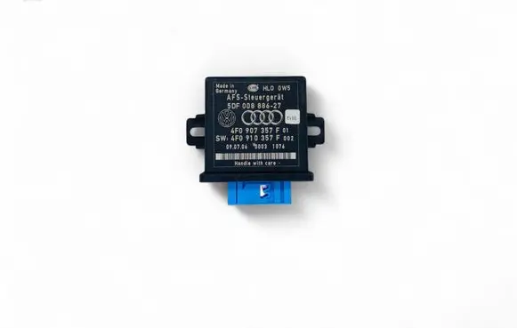 Audi A6 S6 C6 4F Light module LCM 5DF00888627 4F0907357F 4F0910357F