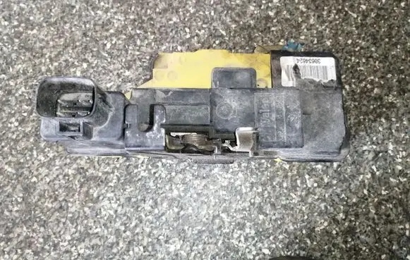 Volvo XC90 Rear door lock 30634624