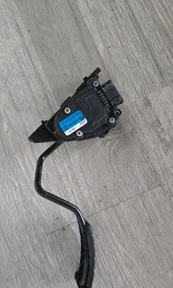 Renault Vel Satis Accelerator throttle pedal 6PV00811916 8200004938