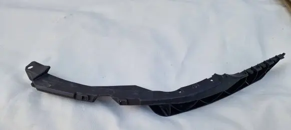 Skoda Octavia Mk2 (1Z) Front bumper mounting bracket 320020111353150