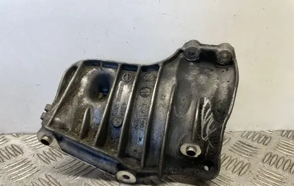 BMW 3 E92 E93 A/C compressor mount bracket 7556836 64557556836