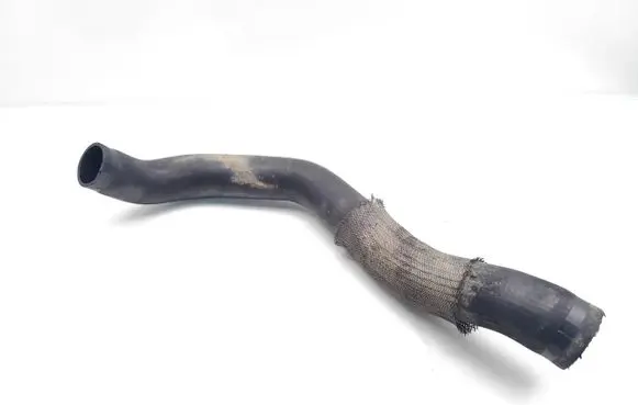 Mitsubishi Pajero Engine coolant pipe/hose