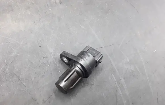 Hyundai i10 Camshaft position sensor 3935026900 9670930005