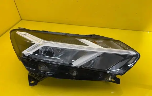 Dacia Sandero III Headlight/headlamp 260107920R