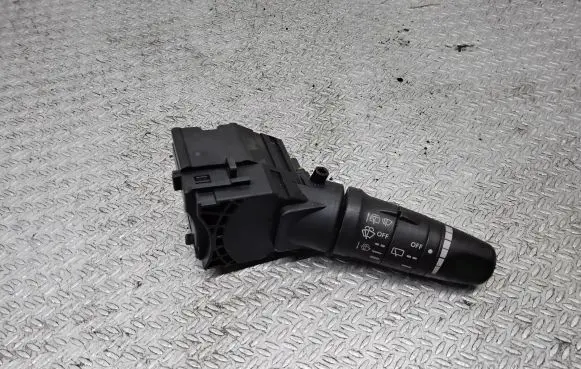 Nissan Primera Wiper control stalk 25260AV615