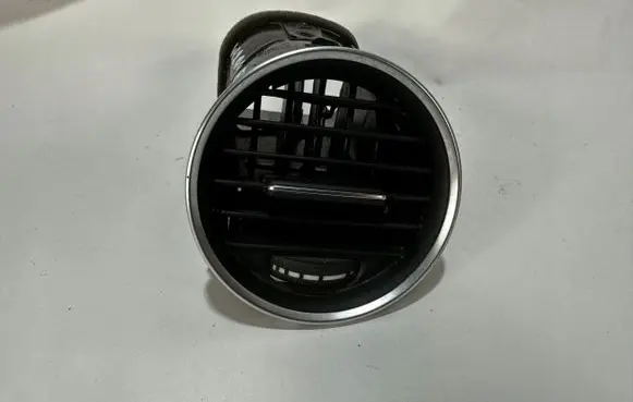 Mercedes-Benz C W204 Dashboard side air vent grill/cover trim A2048306654